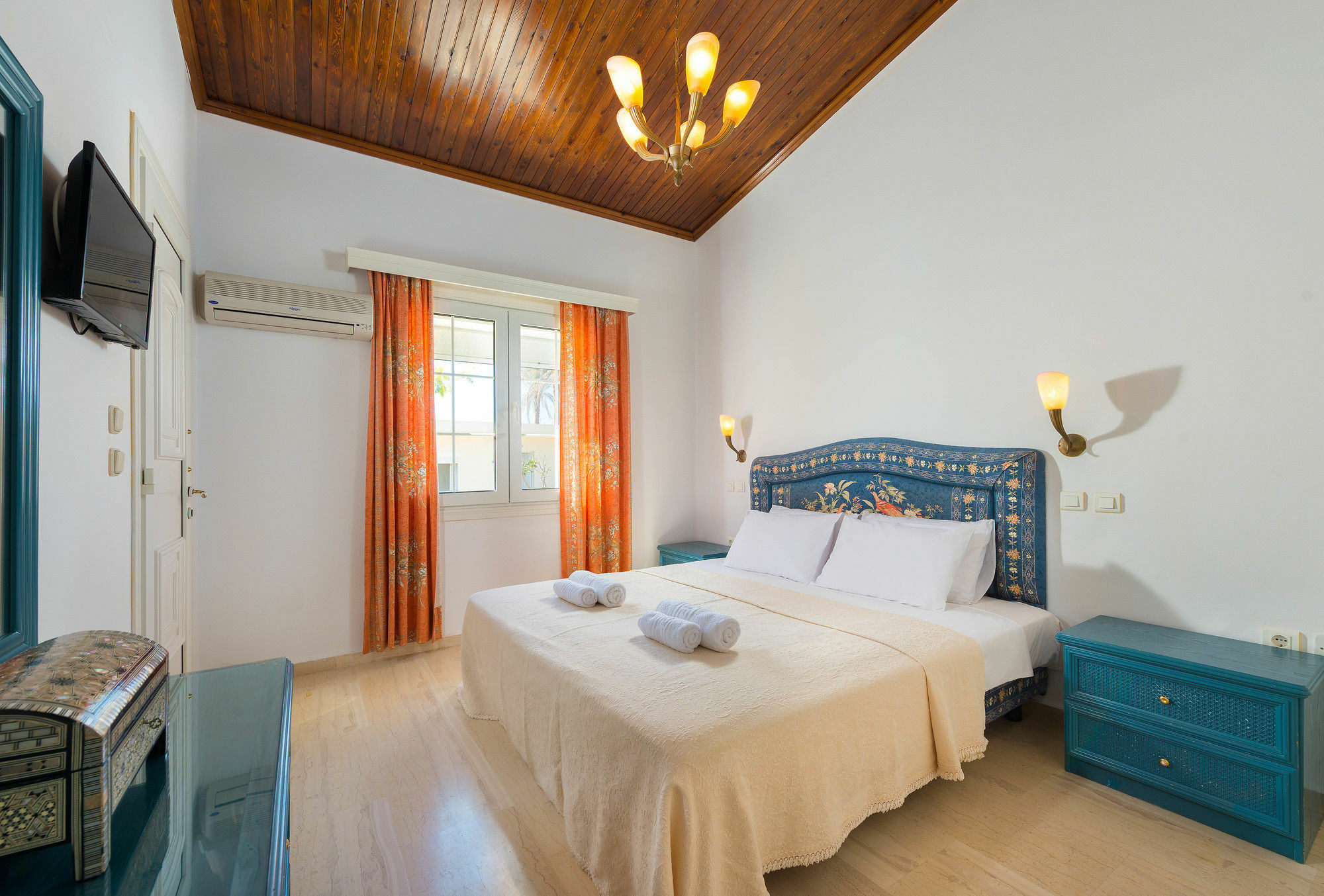 Villa Maria Beachfront Residence คิโอตาริ ภายนอก รูปภาพ