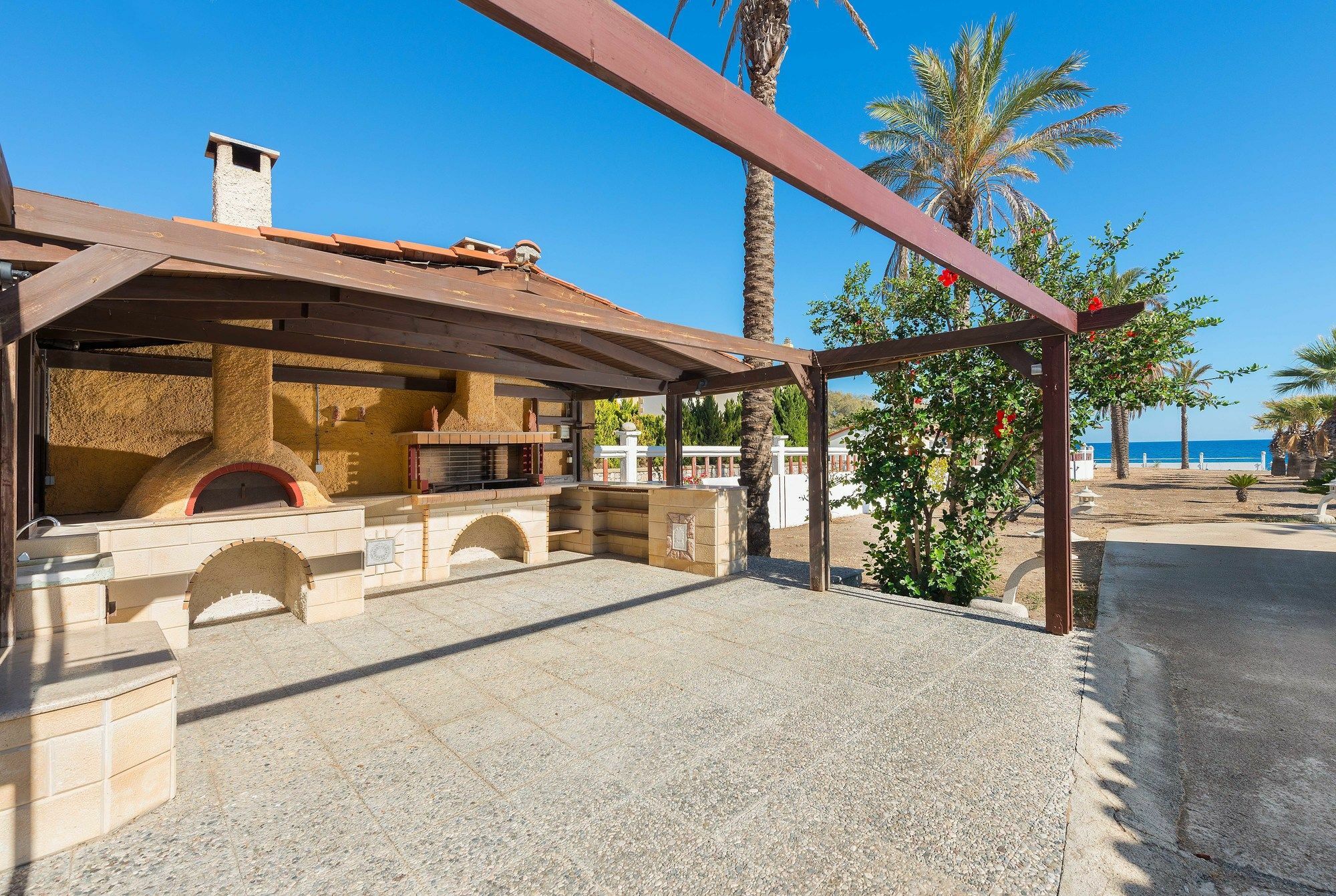 Villa Maria Beachfront Residence คิโอตาริ ภายนอก รูปภาพ