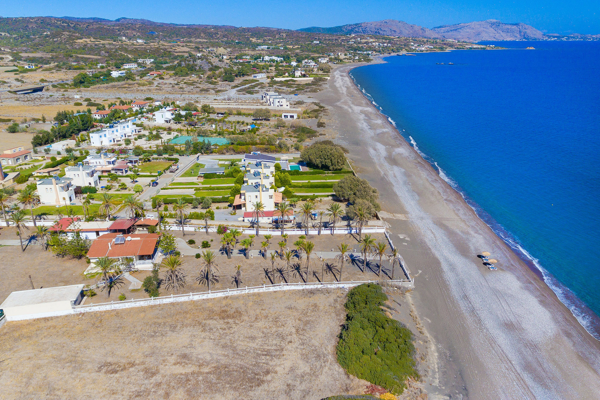 Villa Maria Beachfront Residence คิโอตาริ ภายนอก รูปภาพ